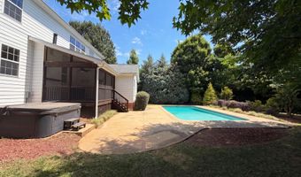 4903 Homeplace Dr, Apex, NC 27539
