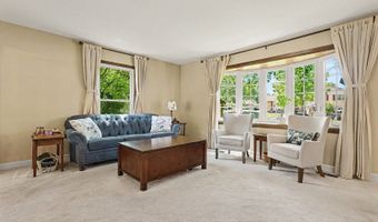 640 Clearview Ct, Algonquin, IL 60102