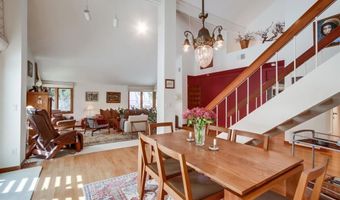 1015 Via Mil Cumbres, Solana Beach, CA 92075