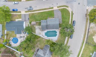 41 Deck St, Barnegat, NJ 08005