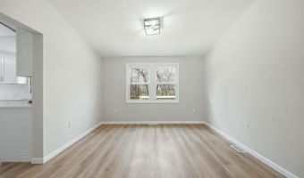 506 Forrest Brook Dr, Absecon, NJ 08205