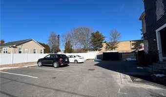 190 E Main Rd 3, Middletown, RI 02842