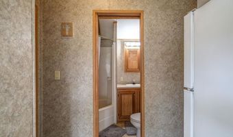 29 Breedlove Dr, Andrews, NC 28901