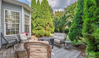 10121 Halkirk Manor Ln, Charlotte, NC 28278