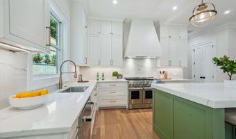 6508 CALLANDER Dr, Bethesda, MD 20817
