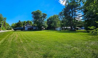 14 Helen St, Auburn, ME 04210