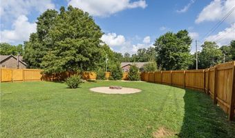 1 Constance Cir, Bella Vista, AR 72714