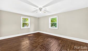 4418 N Sharon Amity Rd, Charlotte, NC 28205