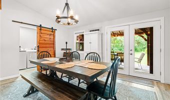 6170 Oberlin Rd, Amherst, OH 44001