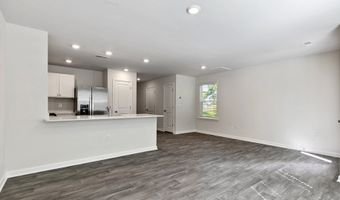 217 Maddox Dr, Aberdeen, NC 28315