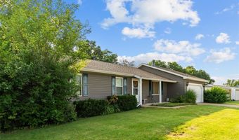 1437 Castle Mill Dr, Arnold, MO 63010