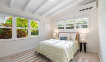 923 Mokapu Blvd, Kailua, HI 96734