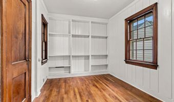 1006 26TH St S, Arlington, VA 22202