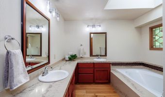 18820 SW KELLY VIEW Loop, Beaverton, OR 97007