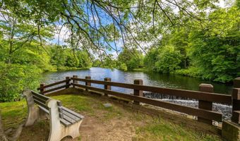 3 Ashford Dr 3, Avon, CT 06001