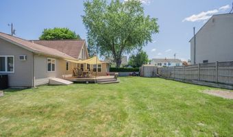 76 Midvale Ave, Cranston, RI 02920