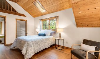 16396 Skyline Dr, Bend, OR 97703