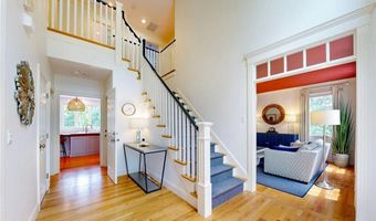 1 Northwest Psge, Barrington, RI 02806