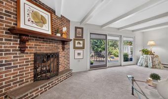 5463 DORIS Dr, Allentown, PA 18106
