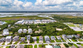 508 Ocean Ridge Dr, Atlantic Beach, NC 28512