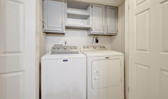 4003 KLOMAN St, Annandale, VA 22003