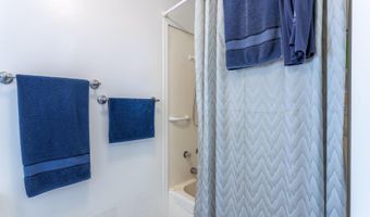 14853 Cobblestone Ln, Anderson, CA 96007