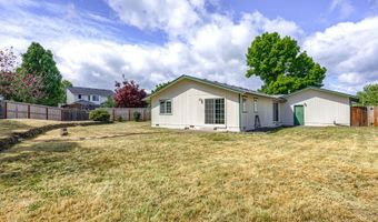 1158 Hampton Dr, Central Point, OR 97502