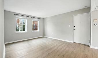 6613 10TH St A2, Alexandria, VA 22307