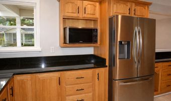 702 Center Dr W, Beaufort, SC 29902