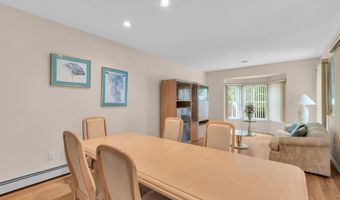 90 Sandpiper Dr, Bayville, NJ 08721