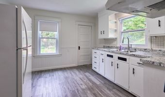304 South St, Auburn, MA 01501