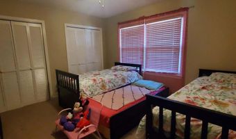 1102 Douglas Dr, Bainbridge, GA 39819