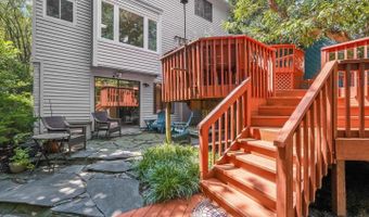 39 WINDWHISPER Ln, Annapolis, MD 21403