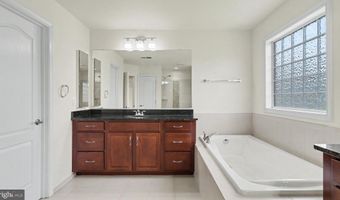 40978 SPUR RUN Ln, Aldie, VA 20105