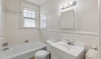 33 S Iowa Ave Ave, Atlantic City, NJ 08401