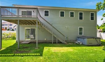 17 Ostend St, Johnston, RI 02919
