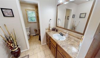 1005 S Broadway, Ada, OK 74820