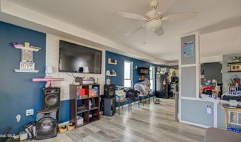 35 Grand St, Amsterdam, NY 12010