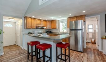 48 Lane 5, Warwick, RI 02888