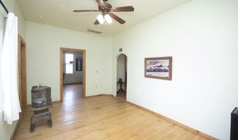 517 E Reinken Ave, Belen, NM 87002