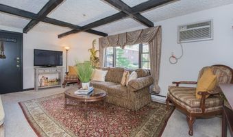 32 Spencer Rd 26M, Boxborough, MA 01719