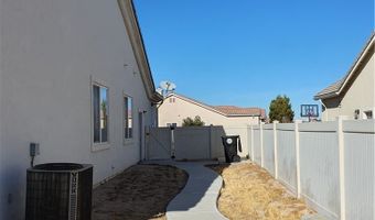 19689 Chicory Ct, Apple Valley, CA 92308