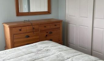 32 Toppinglift Dr, Bayville, NJ 08721