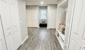 1301 N Main St, Amherst, OH 44001