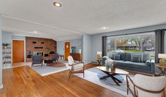 1334 S Poplar St, Ottawa, KS 66067