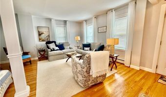 18 Carey St, Newport, RI 02840