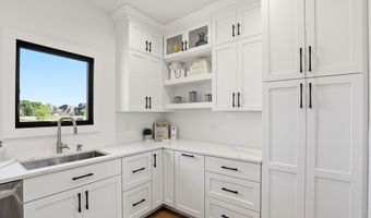 3874 Chapel Hill Ct, Bargersville, IN 46106