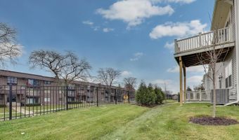 387 Masters Dr, Addison, IL 60101