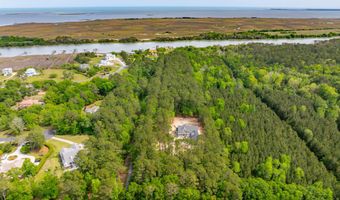 8042 Mariners Lndg, Awendaw, SC 29429