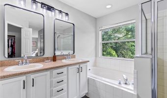 498 WEKIVA CREST Dr, Apopka, FL 32712